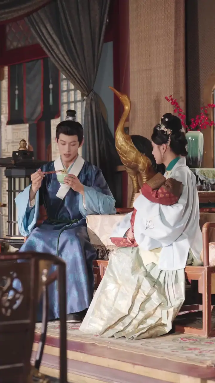 Baby Queen Saves the Day! Episode 25