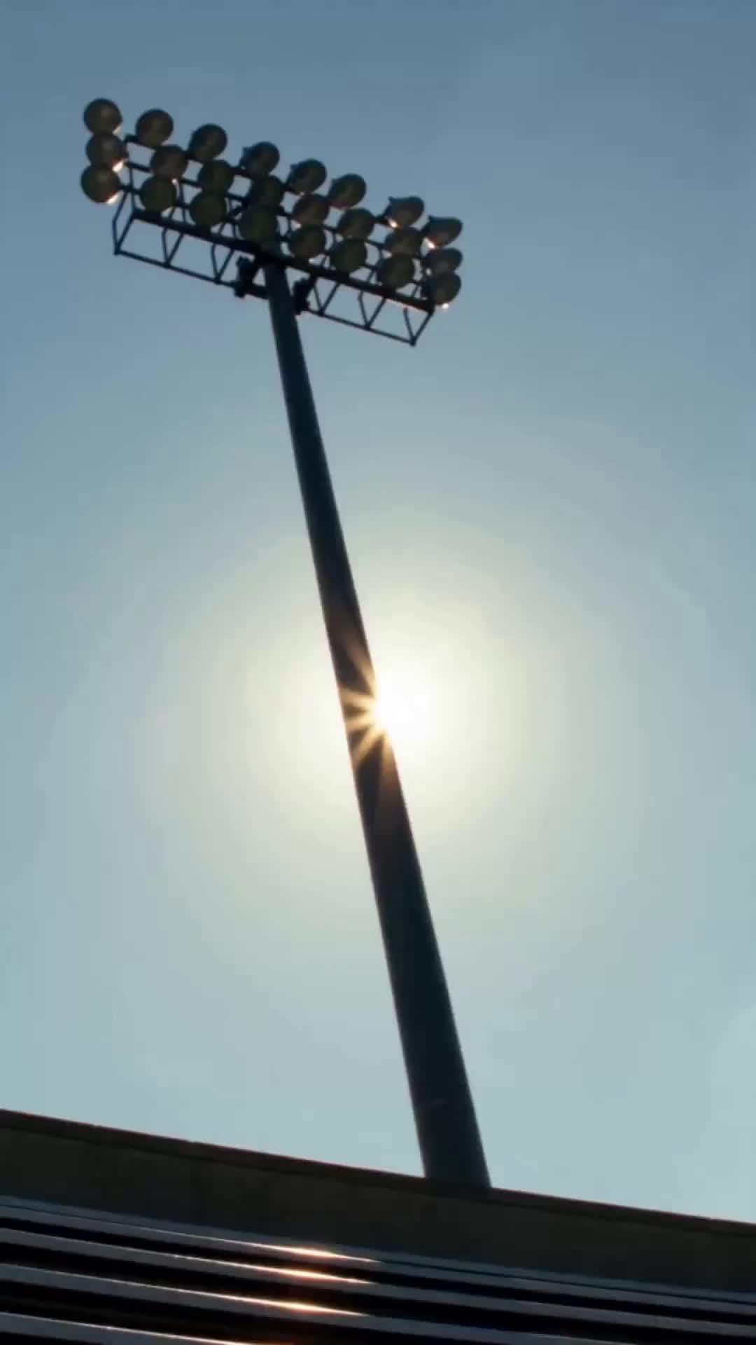 (Doblado) Rendido ante mi hermanastro