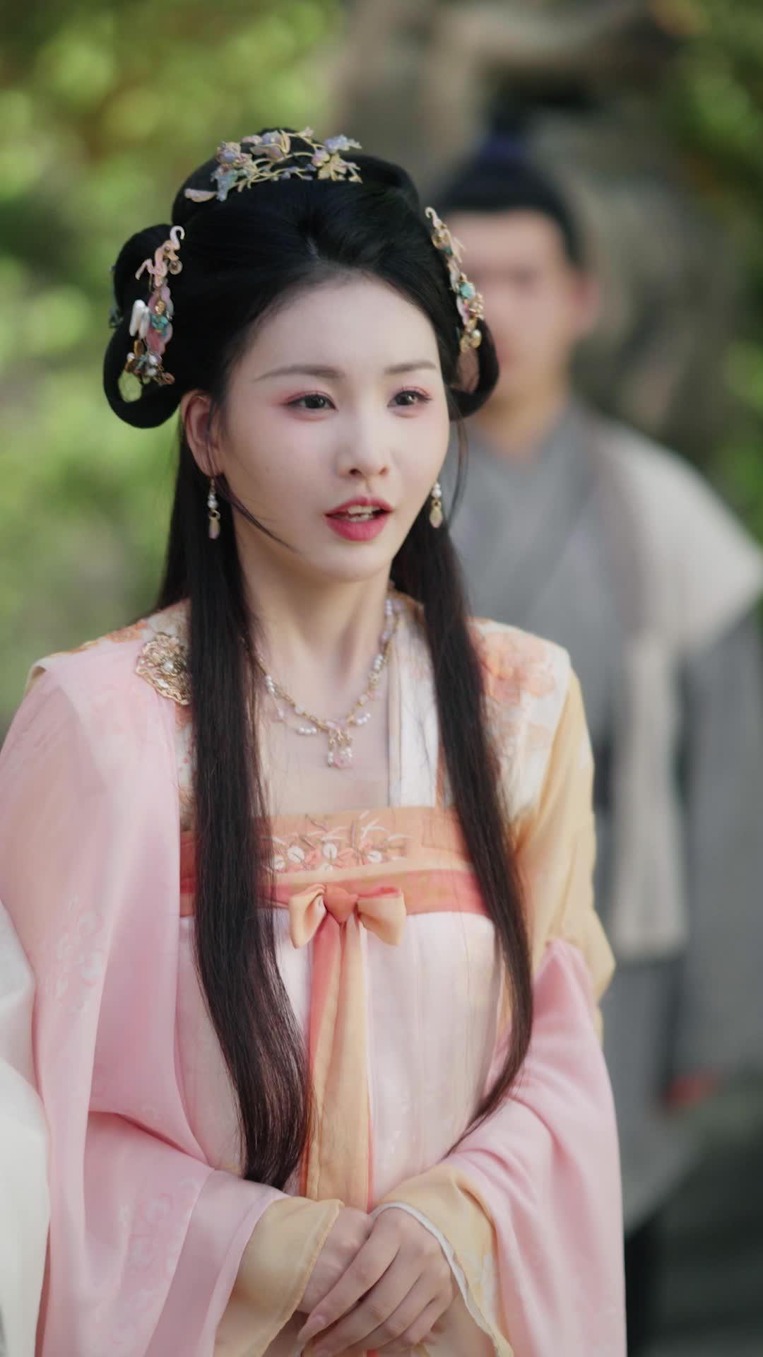 CETTE DAME EST SI FROIDE
