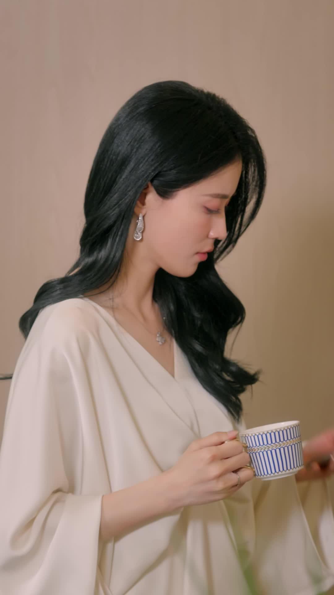 Manja Paksa Sang CEO