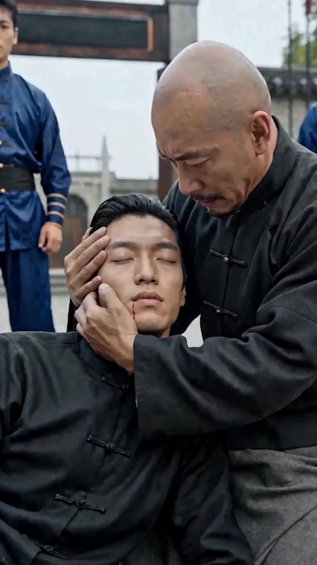 (Dubbed) He Lost His Memory. They Gained a God!