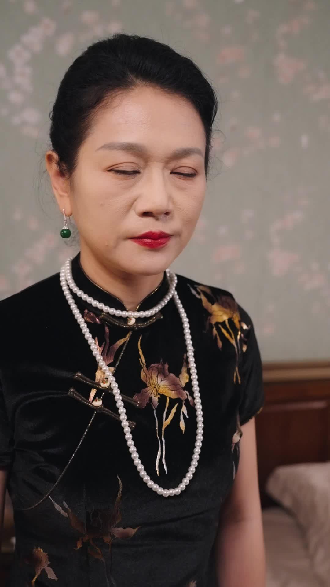 Ribut Di Sebalik Ceongsam