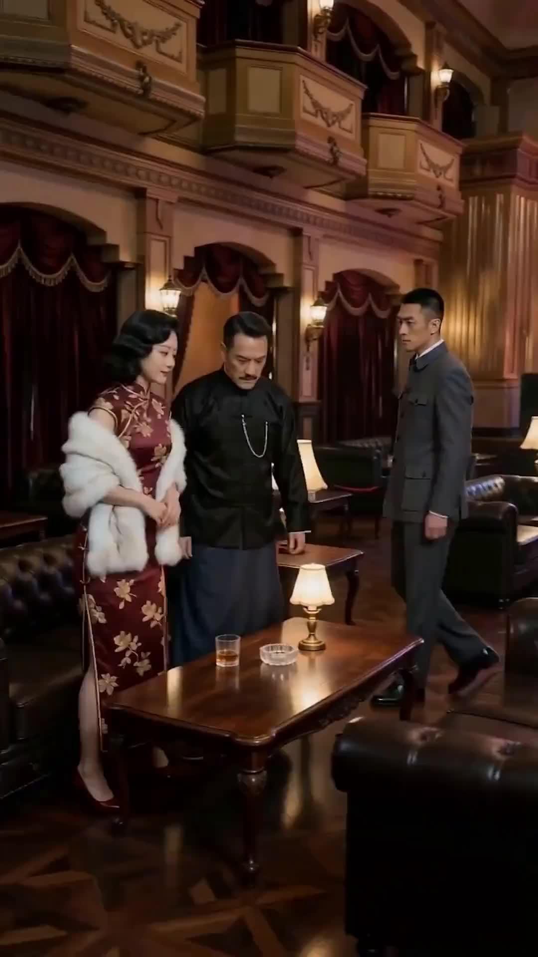 (Dubbing) Puteri Tersembunyi, Pewaris Sejati