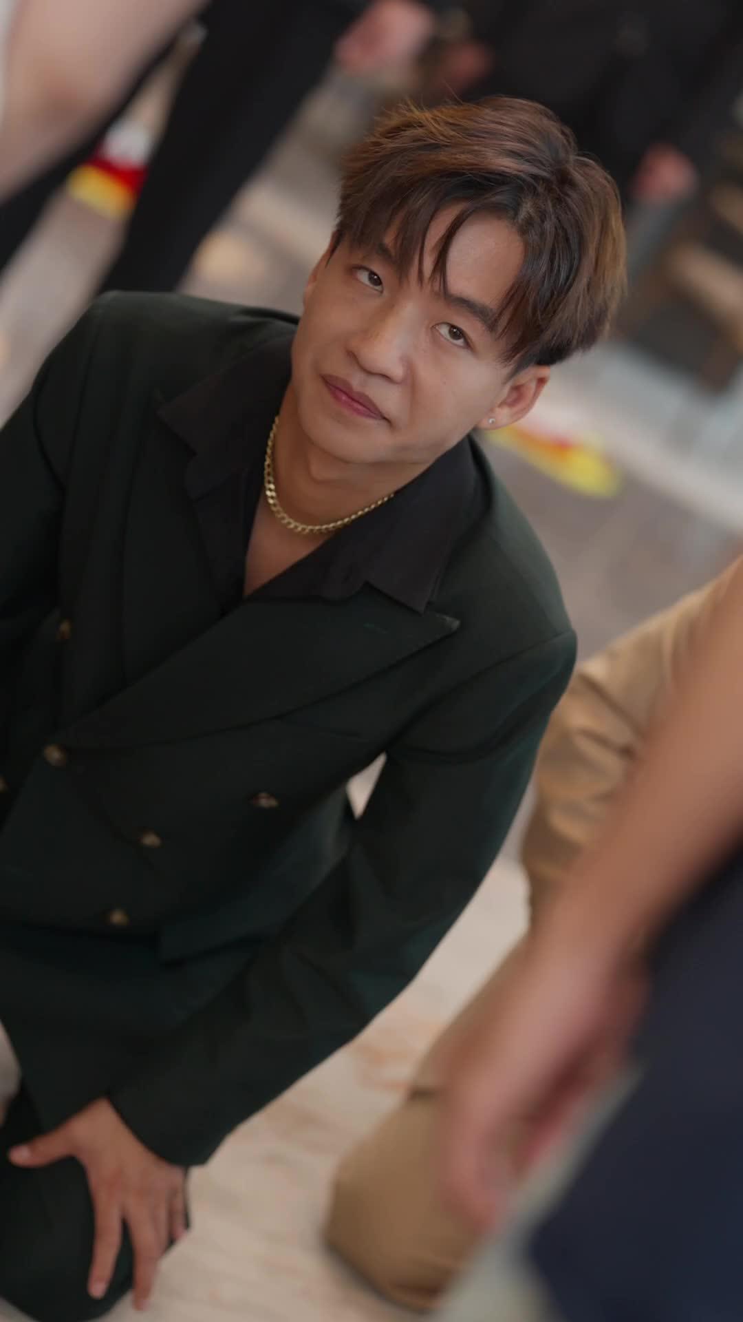 What? Flash Married a Billionaire?
