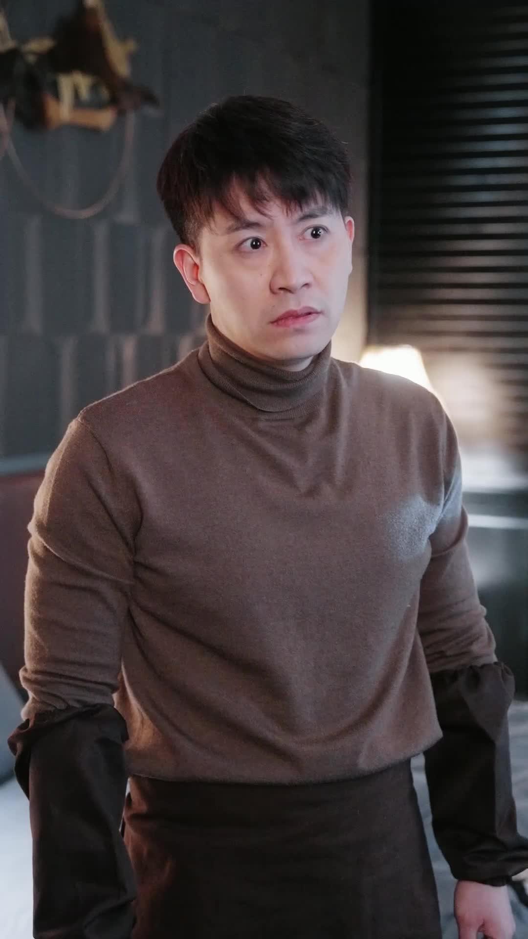 高處重逢不識君