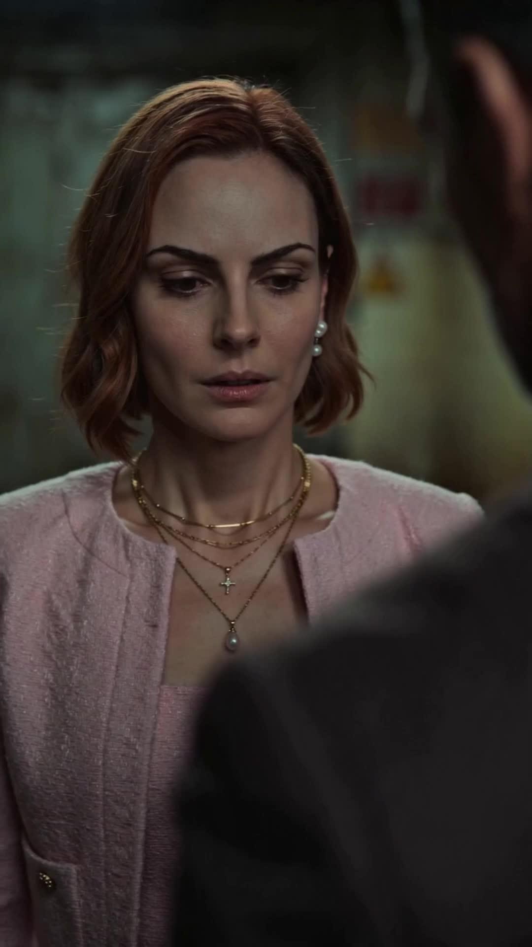 Framed as a mistress,the mafia heiress stops hiding