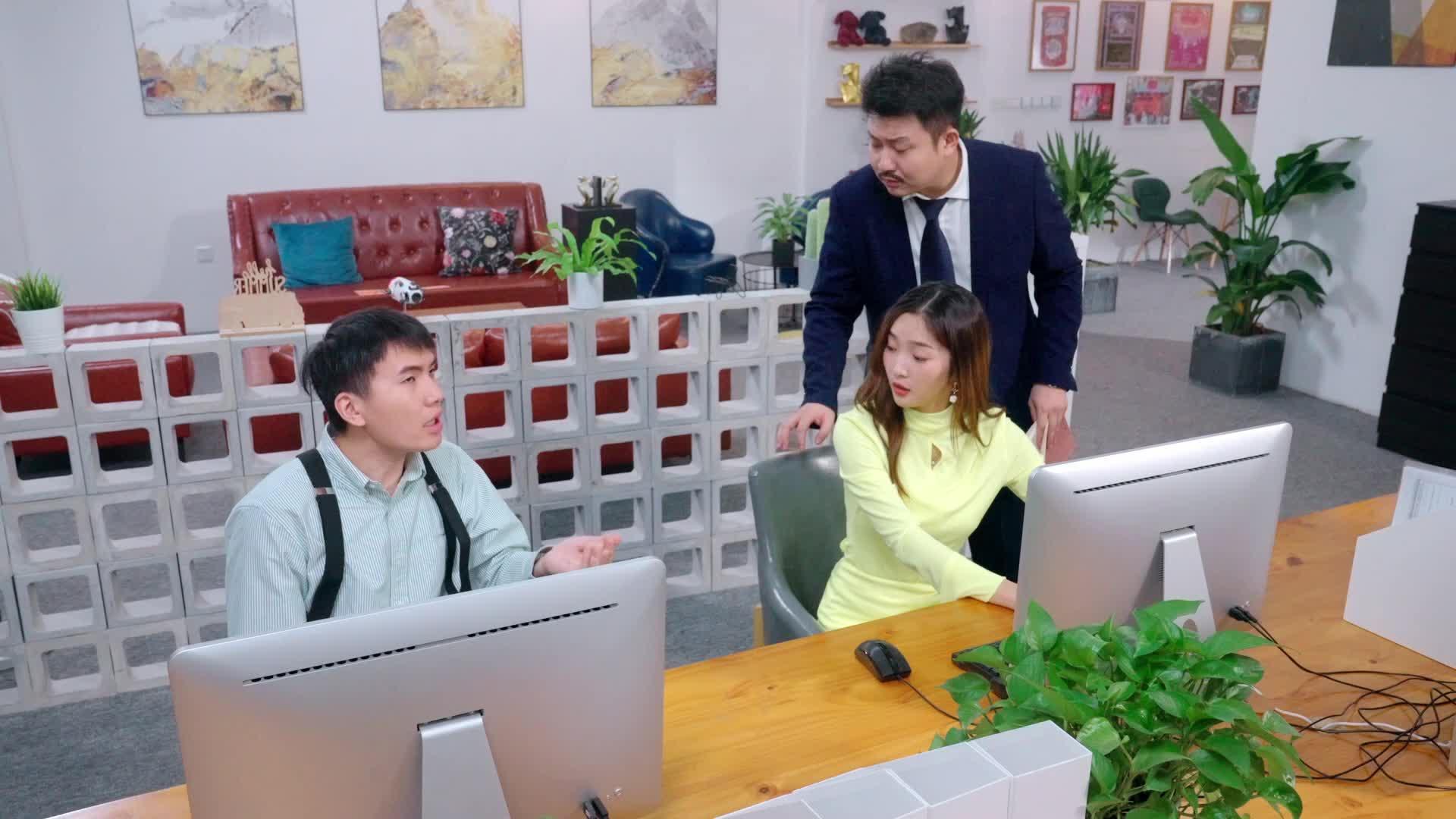 Ordinary Hosts Hit Big Time!