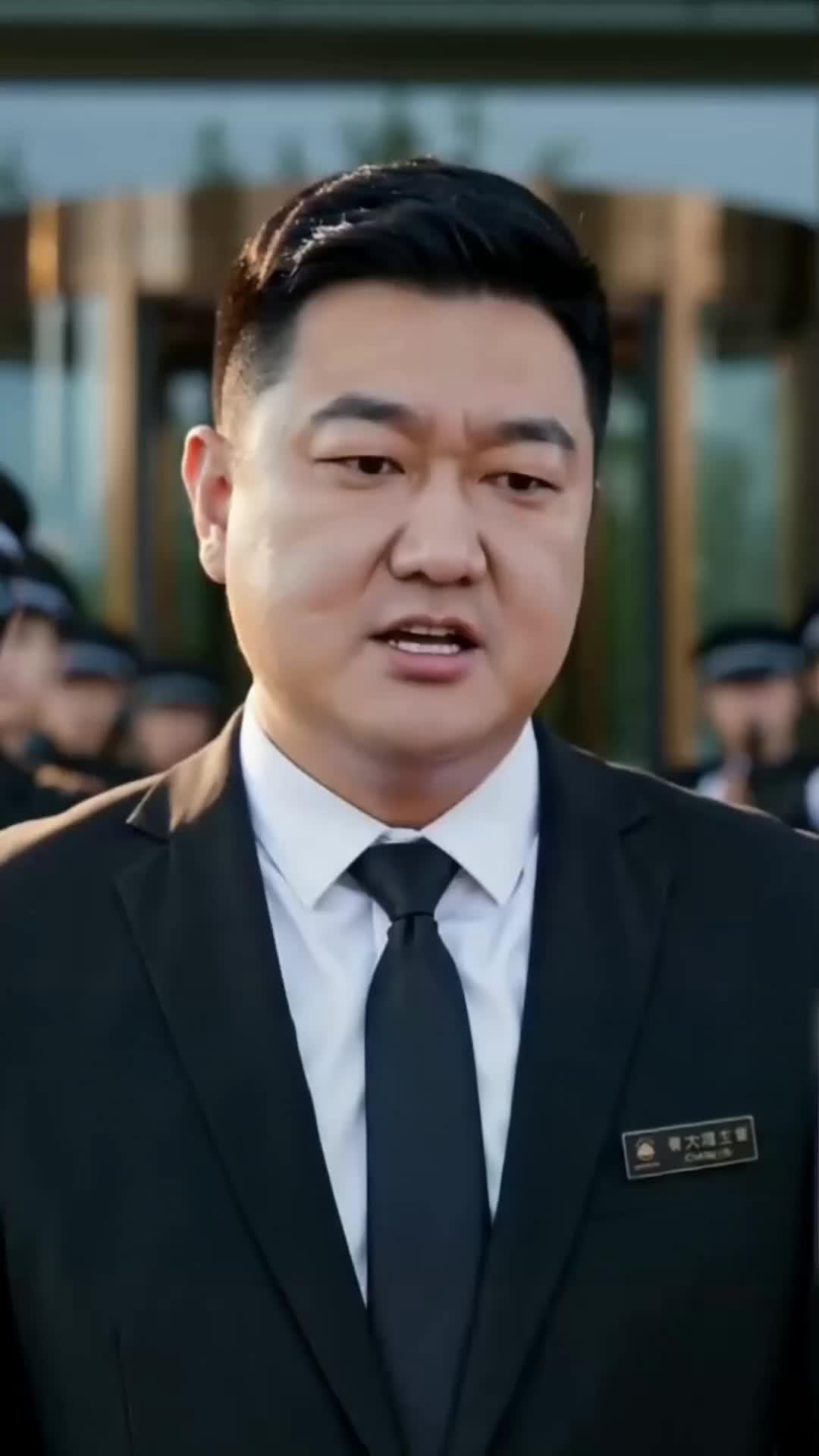 Topeng Bodoh, Identitas Sultan