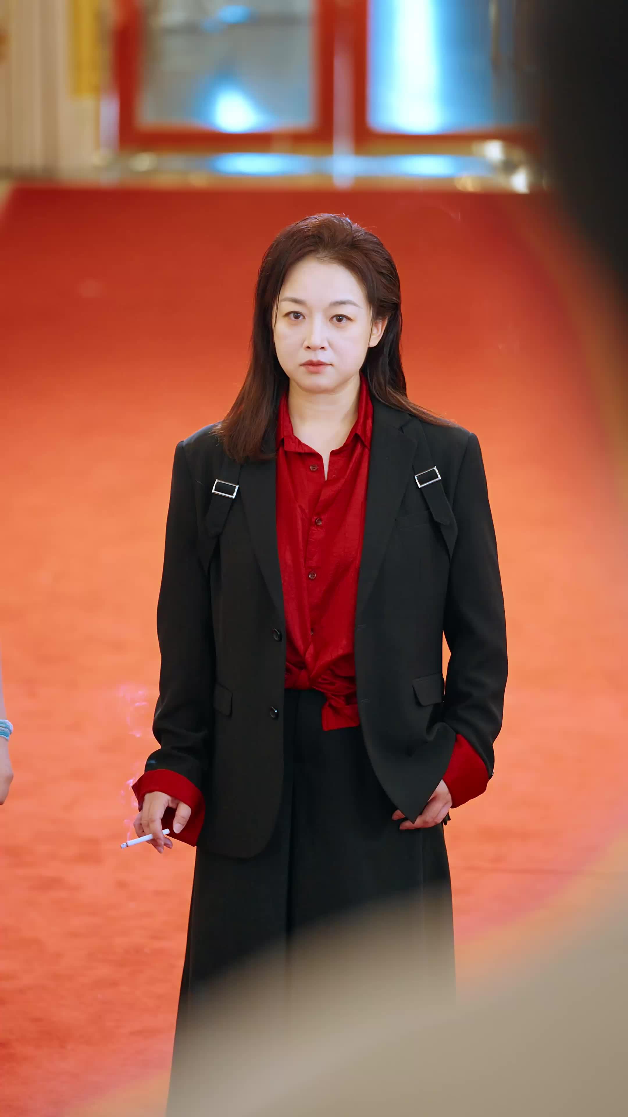 누명 쓴 여왕의 귀환
