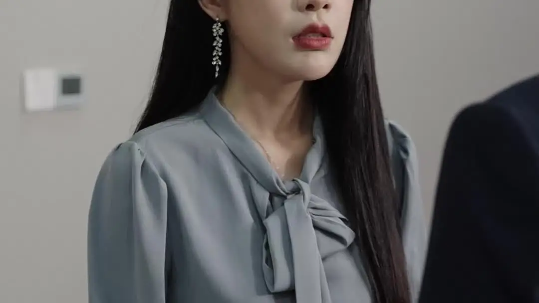 천안을 가진 배달원: 사무실에서 터진 감정의 폭발