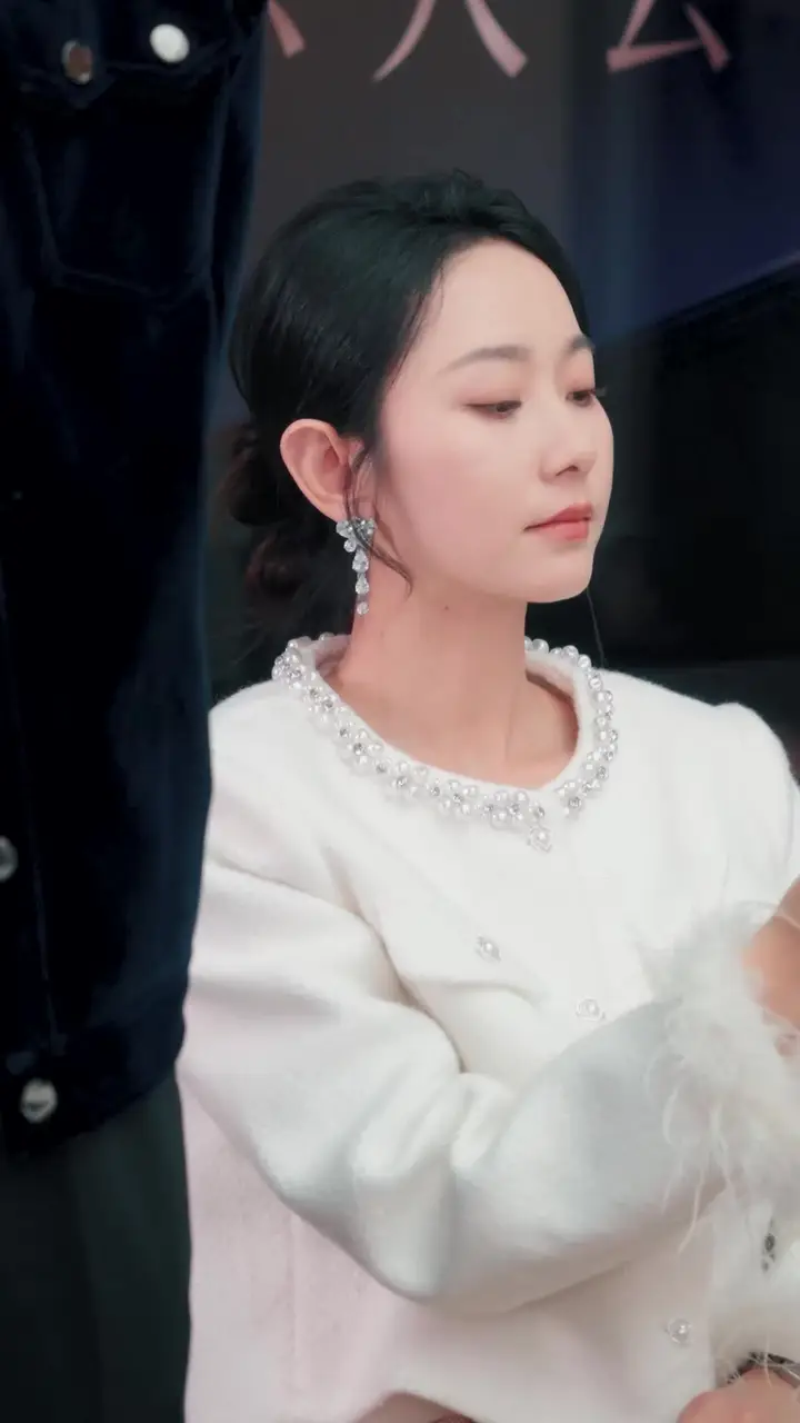 Poor Husband? Young Master! Episode 16
