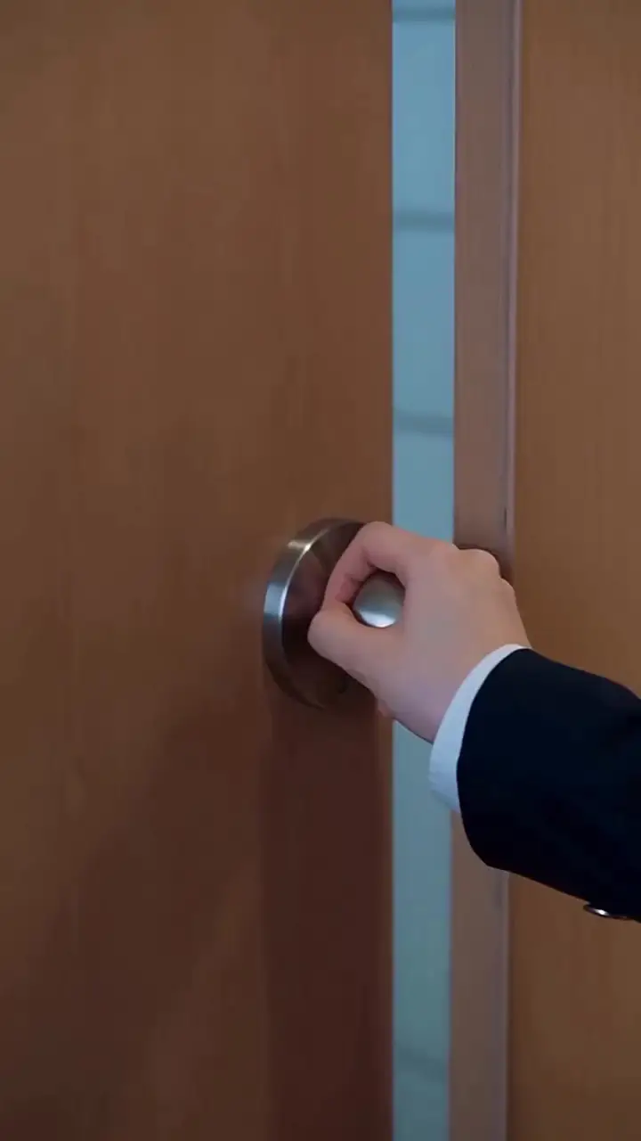 （Dubbed）The Crime Boss Who Wants Straight A's Episode 7