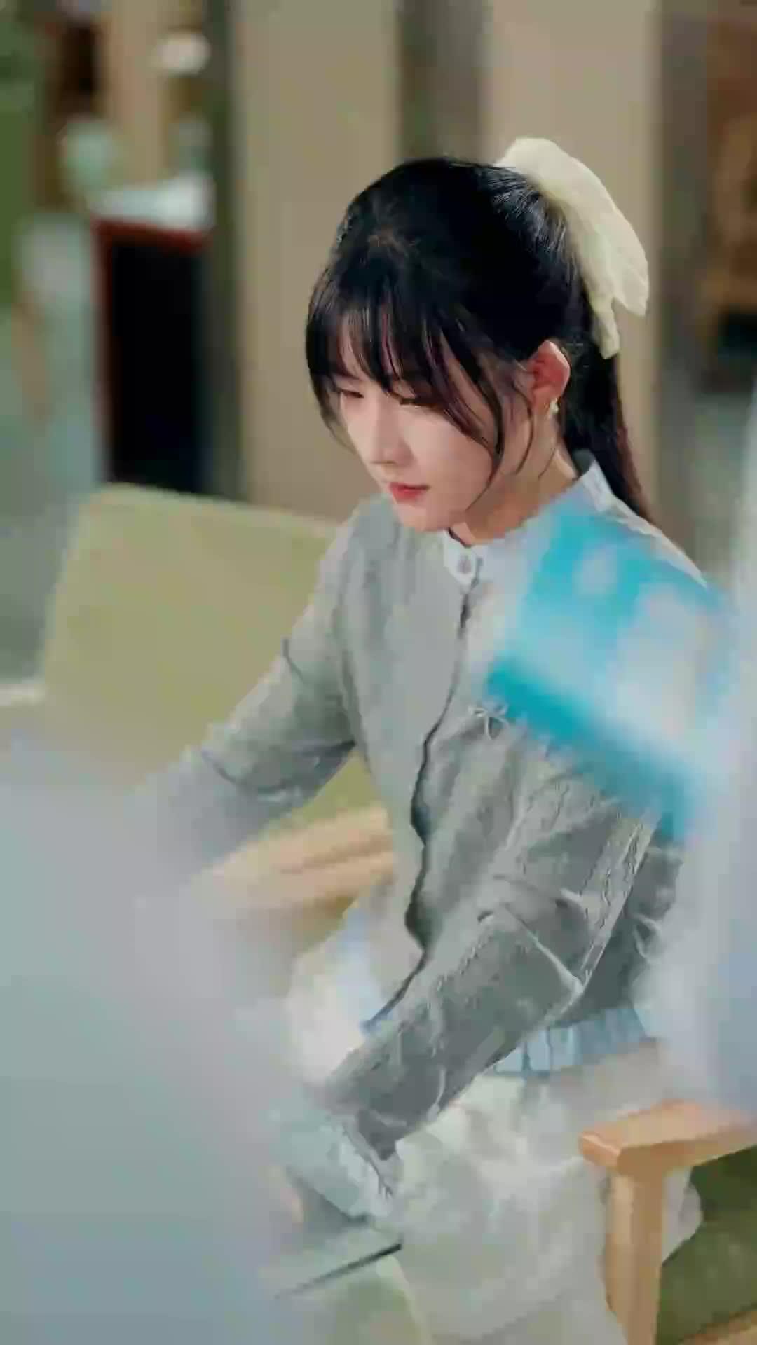 Oops Baby, Hello Boss