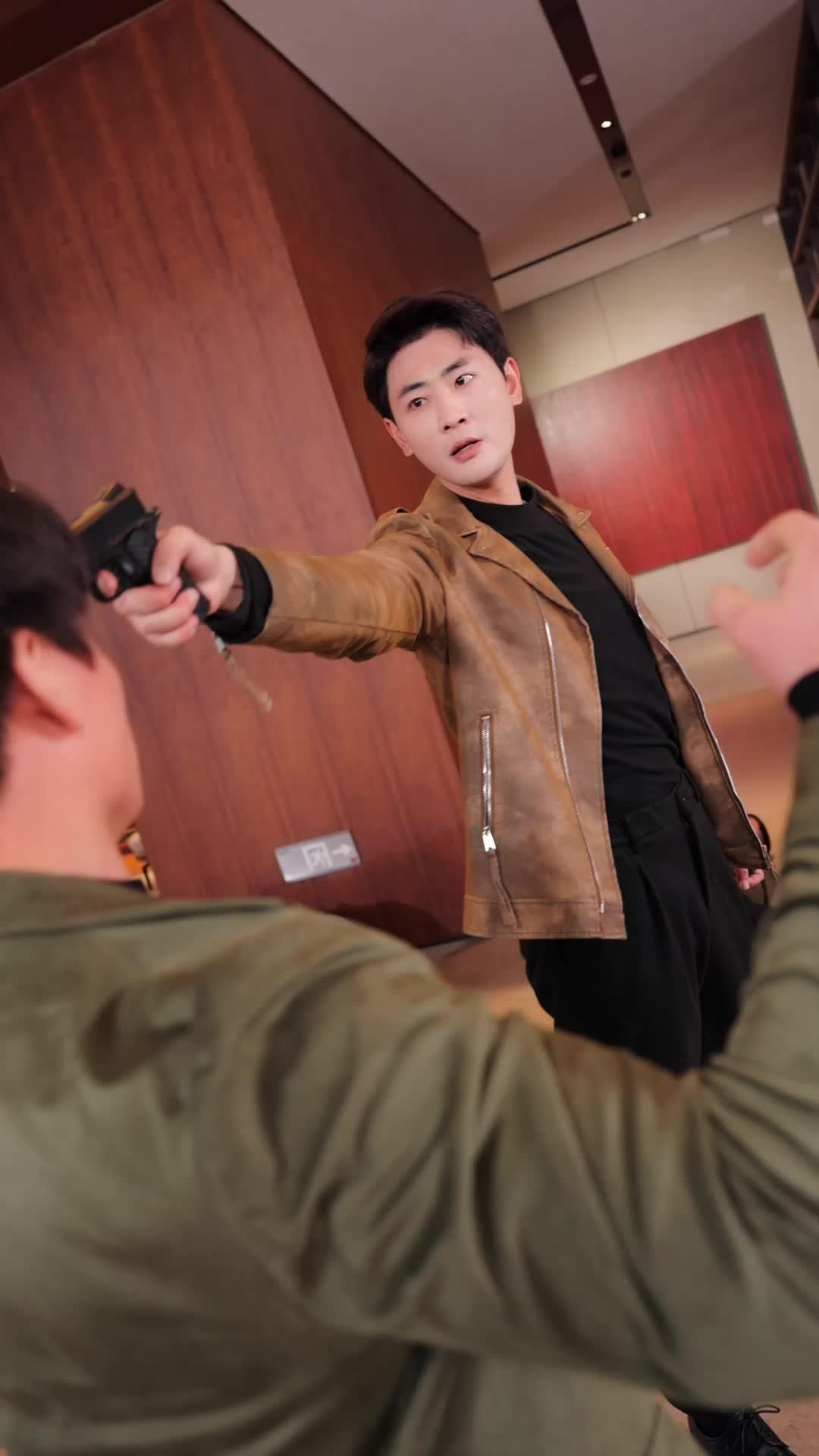 잠룡 호위