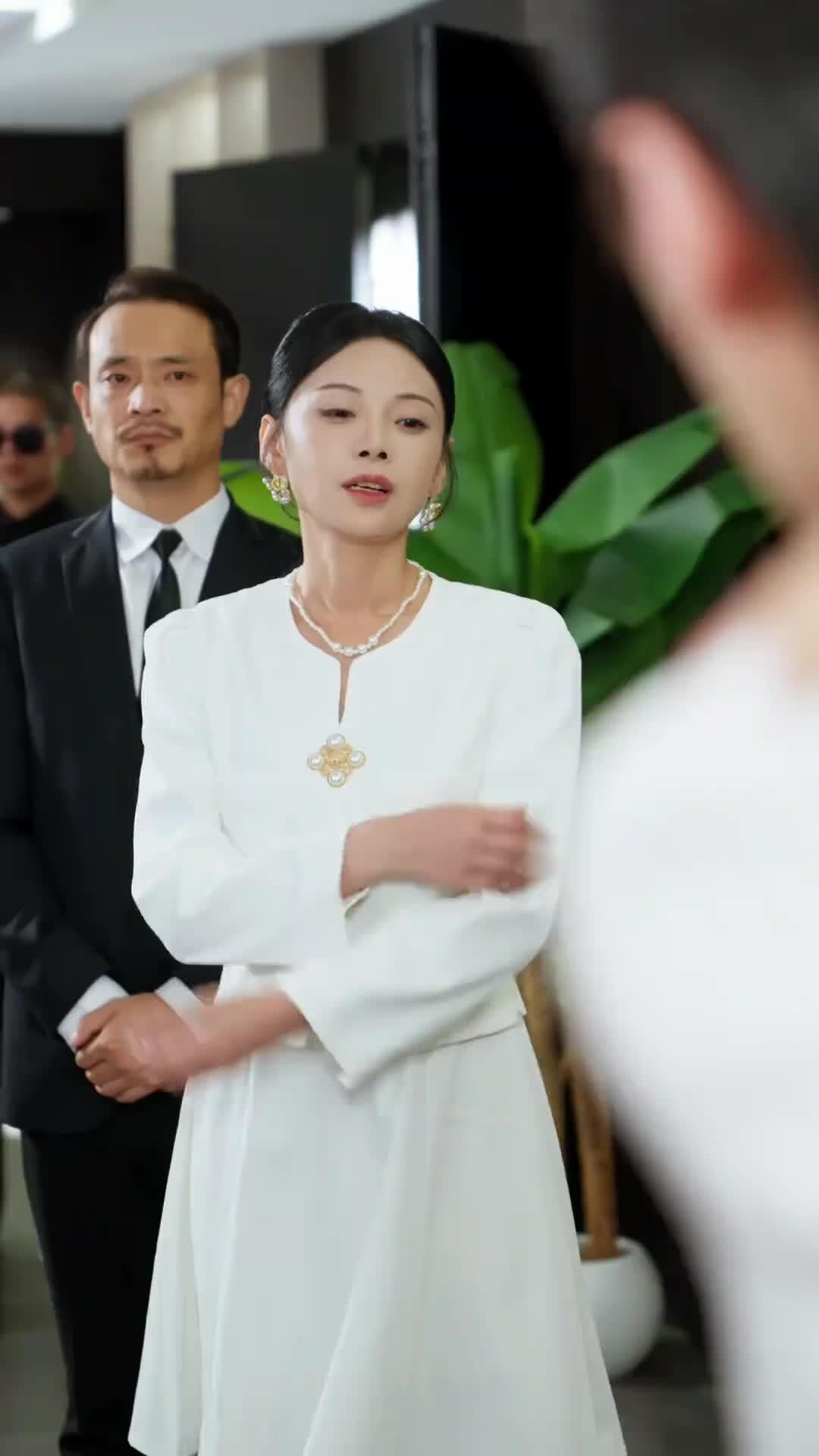 Useless Wife? I'm a Billionaire Heiress!
