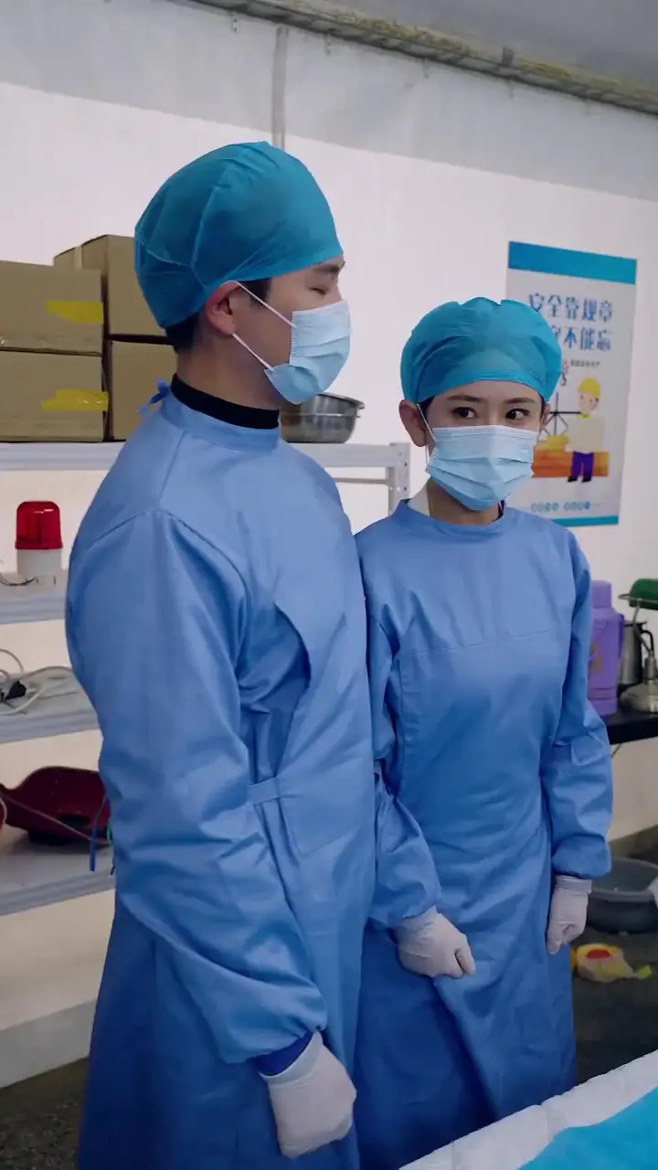 (Dubbed) Wow! He Is a Brilliant Surgeon Episode 25