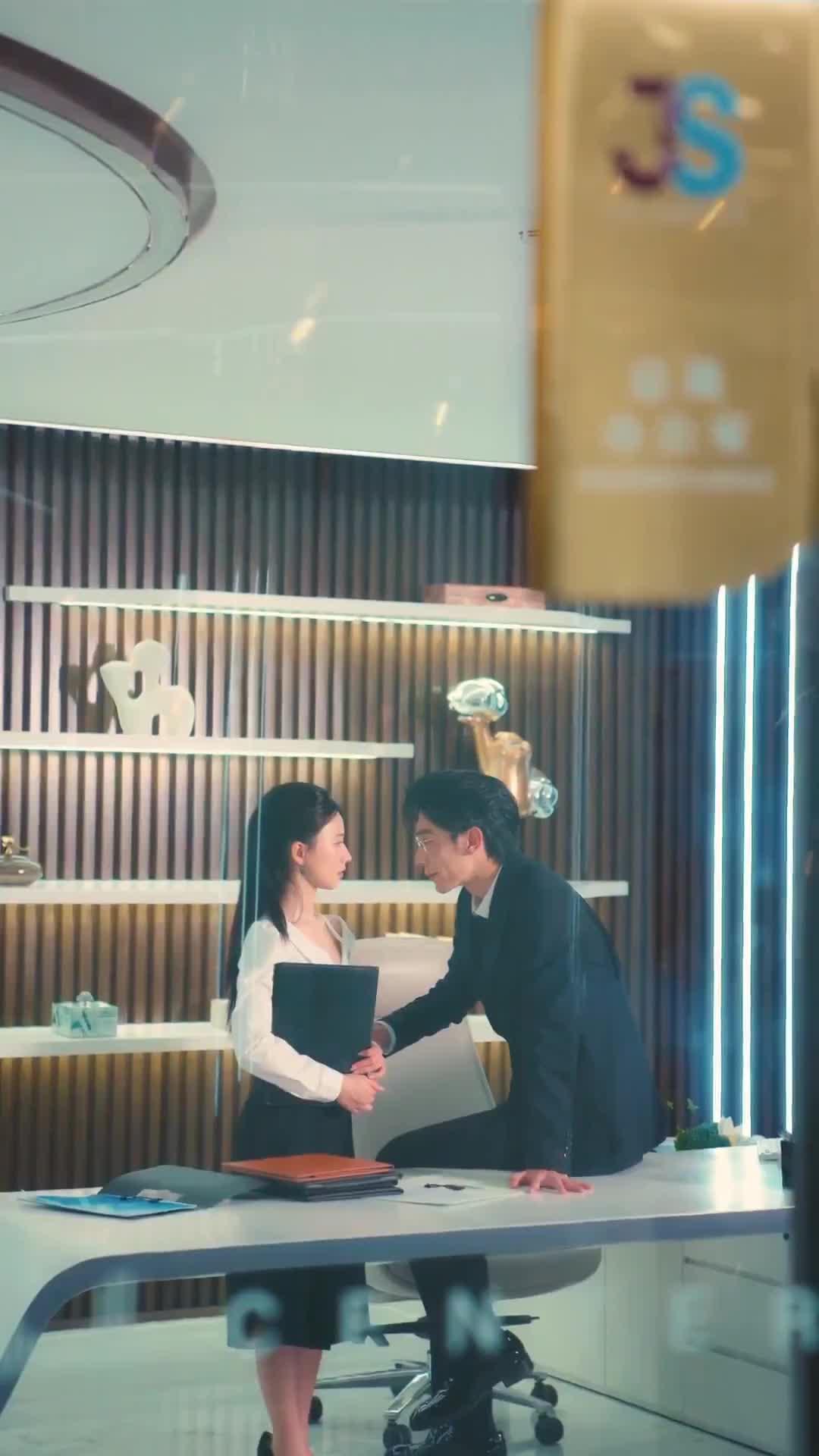 (더빙) 여비서에 대한 모든 것