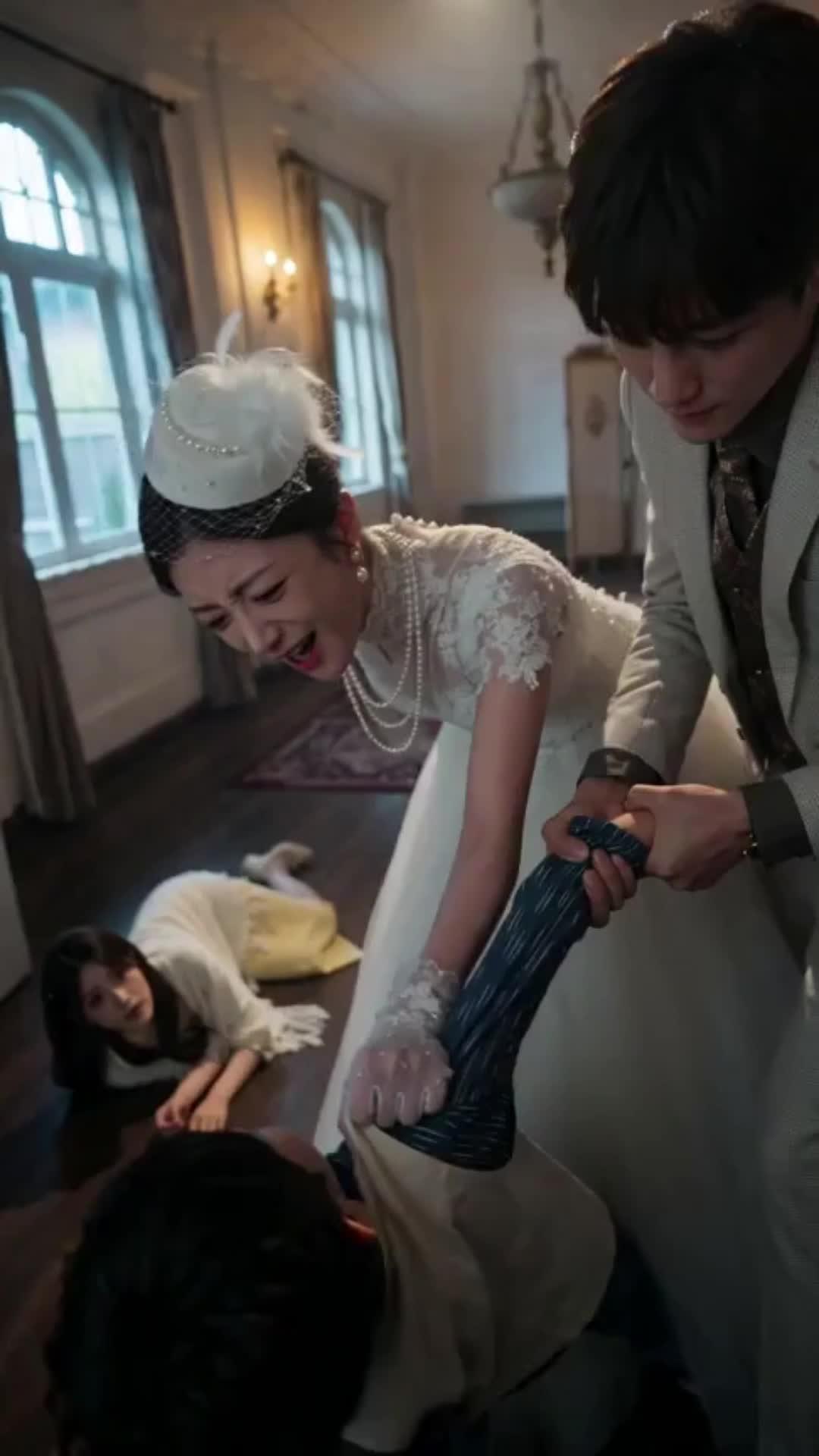 My Husband Is Marrying an Imposter