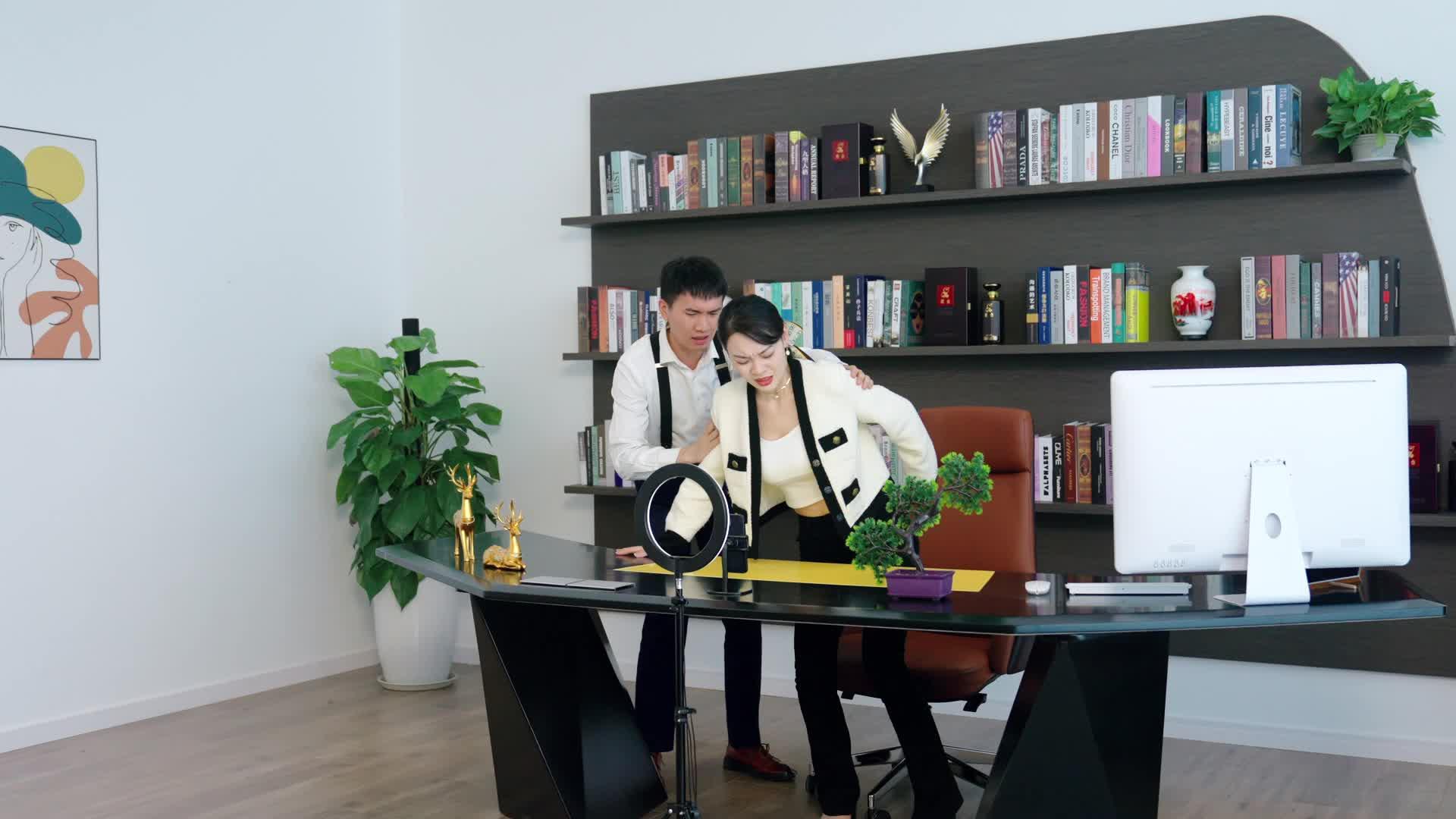 Ordinary Hosts Hit Big Time!