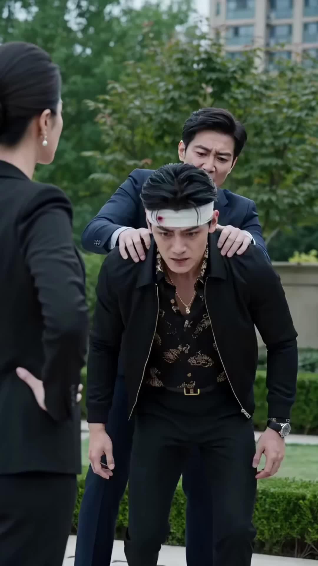 不要惹她