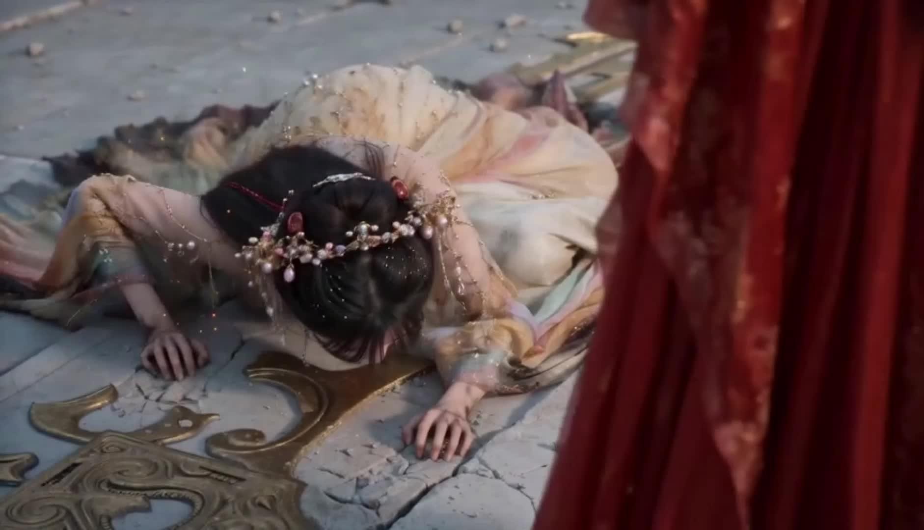 Betrayed Bride, Bound to a War God