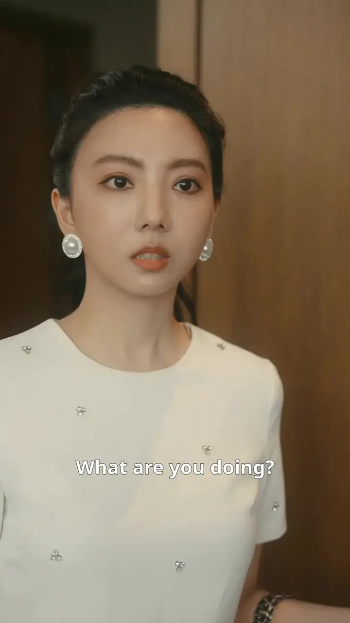 (Dubbed) Her Boss, His Rival, Their Baby Episode 52
