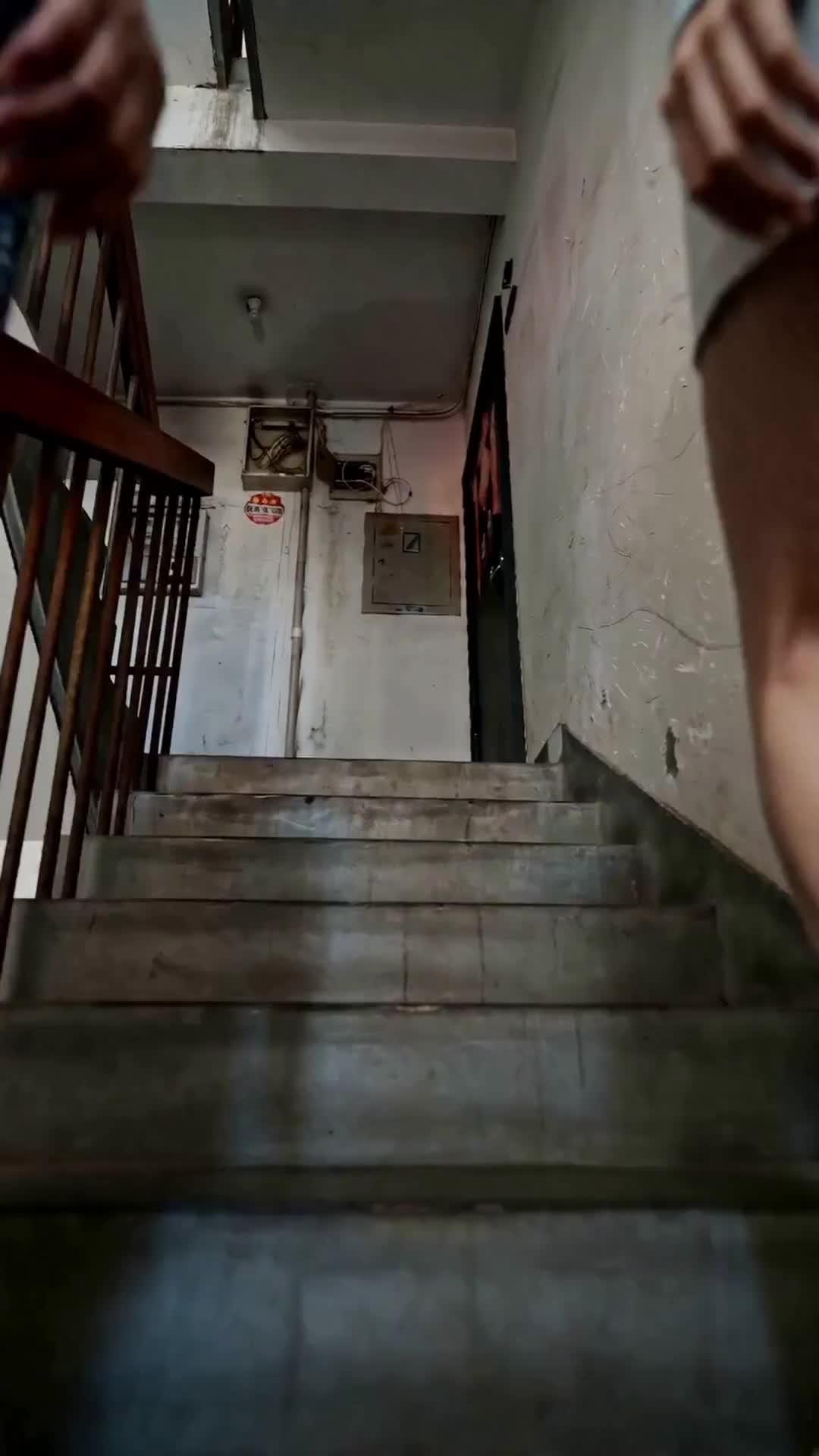 (Doublage) MA PROPRIÉTAIRE VOLE MES TRAVAUX