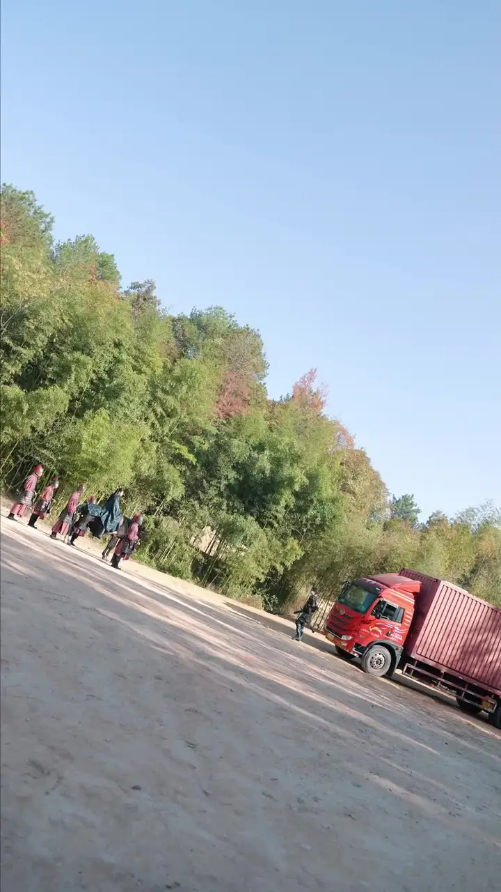 (Dublajlı) İki Dünyanın Efendisi Bölüm 66