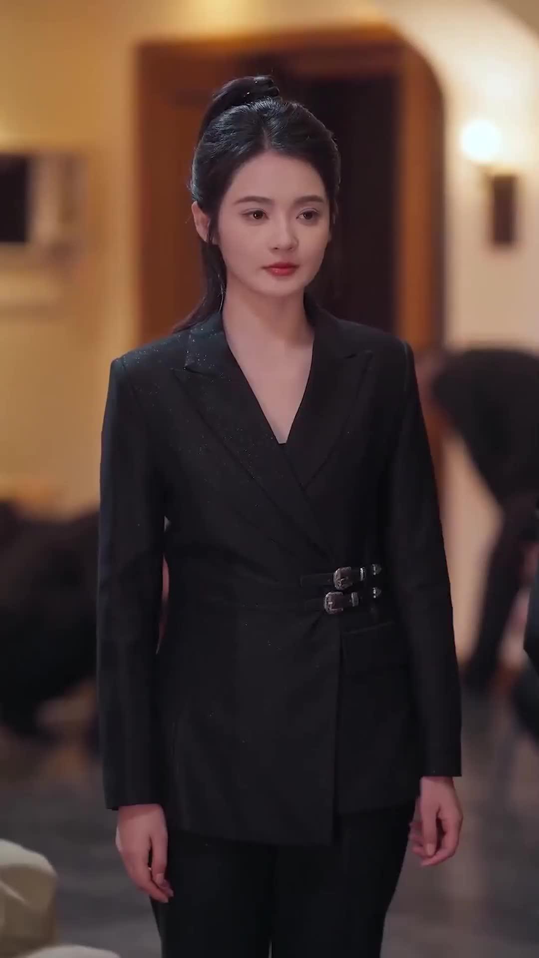 (더빙) 암흑가의 소녀