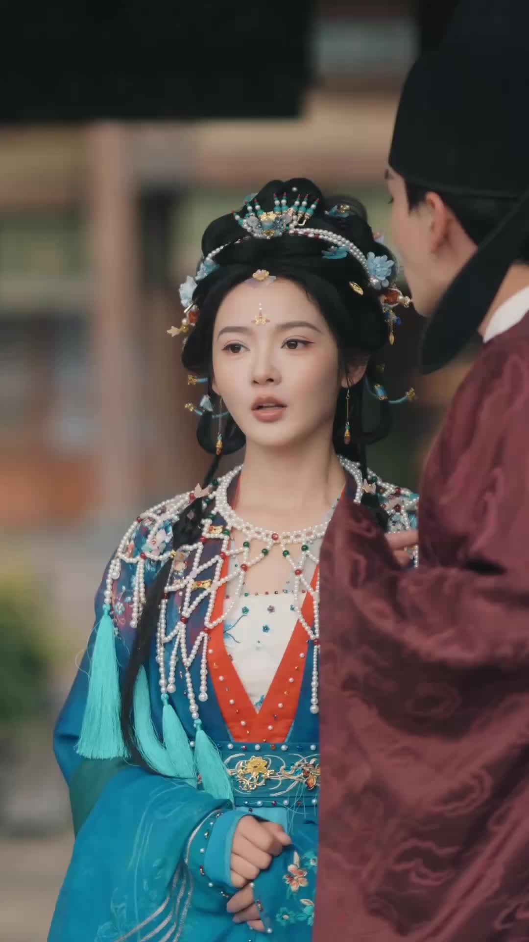 MARIÉE AU PIRE DANDY