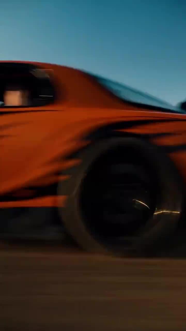 The Delivery Boy Is a Racing God