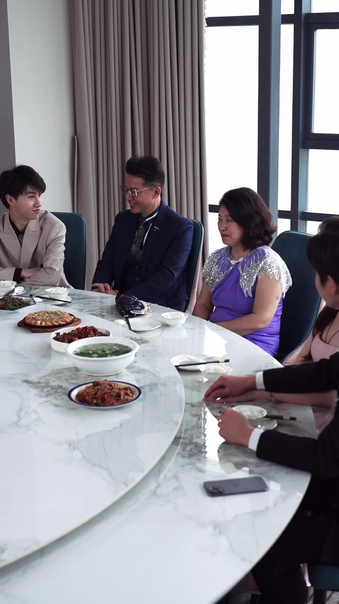 My Beggar Husband, a Billionaire