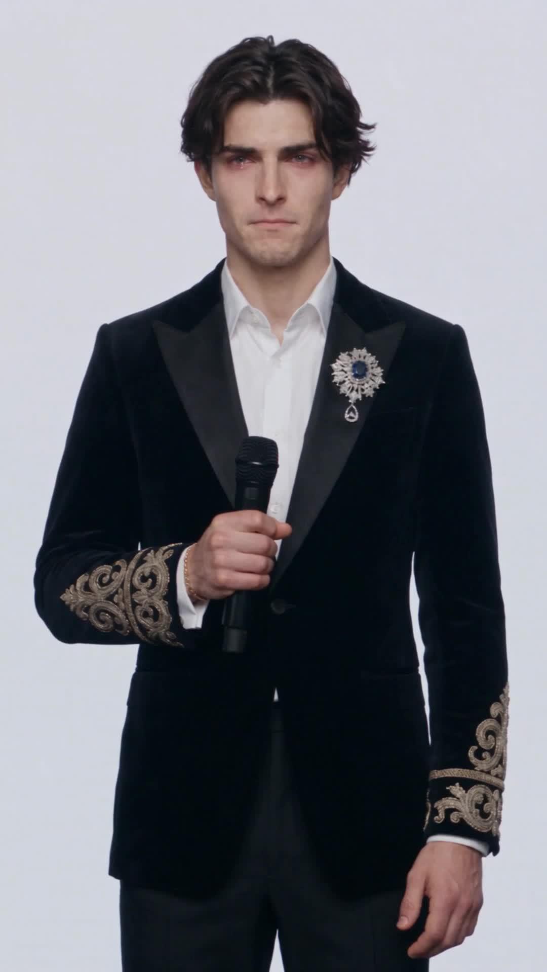 The Heir Behind The Mask