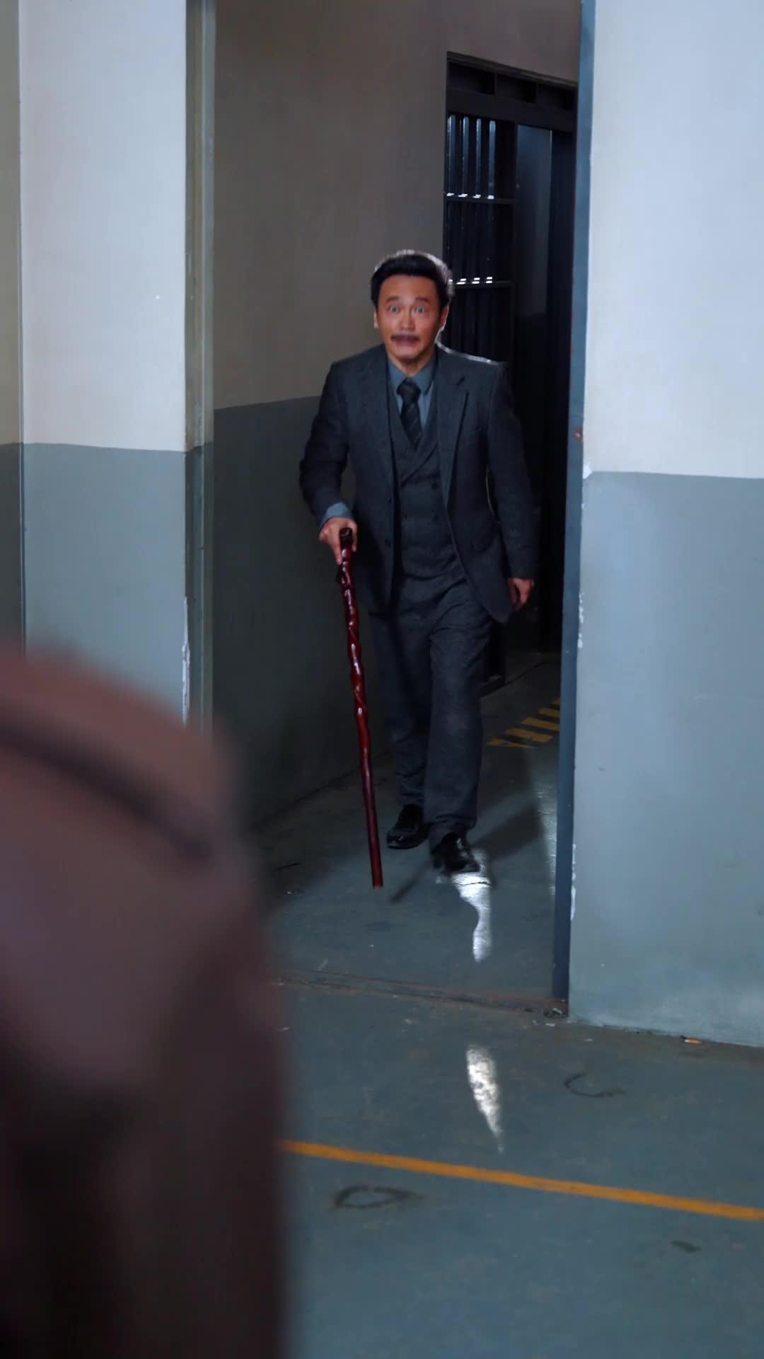 Menjadi Obat Satu Sama Lain