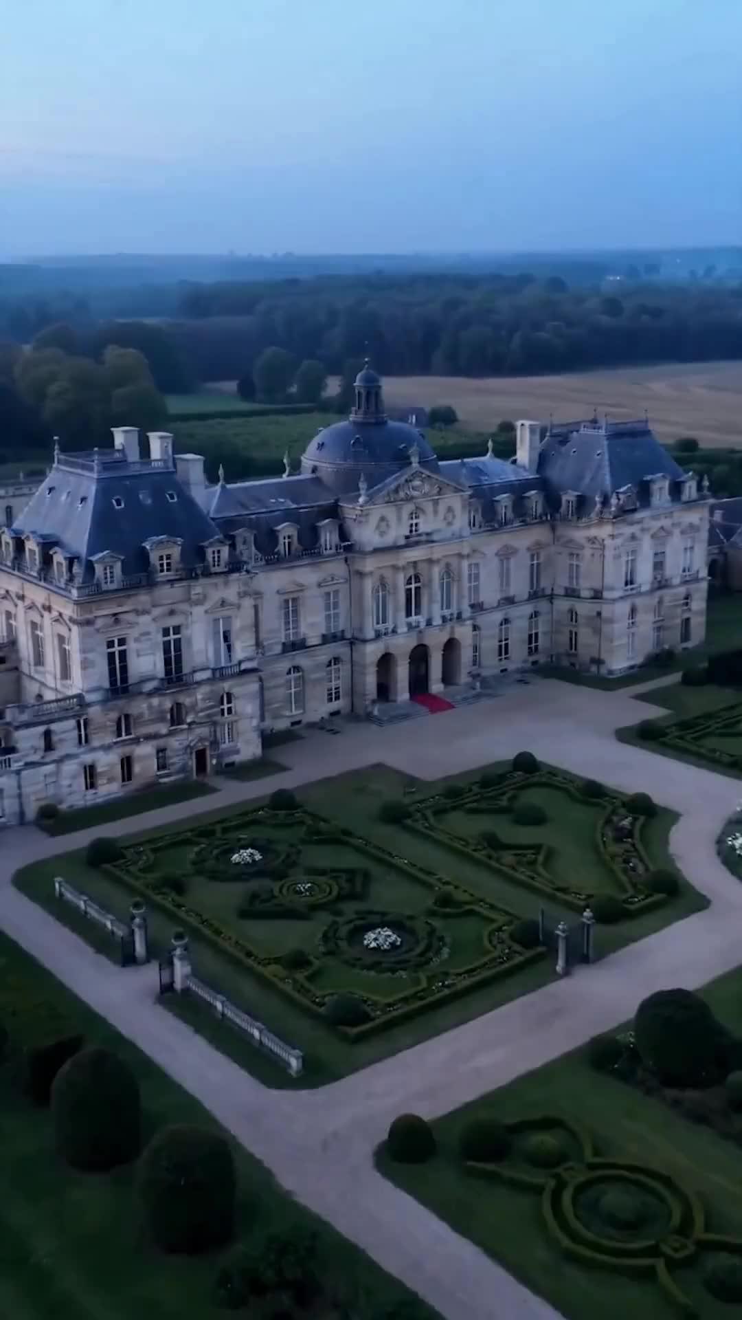 (Doublage) LE LIEN BRISÉ