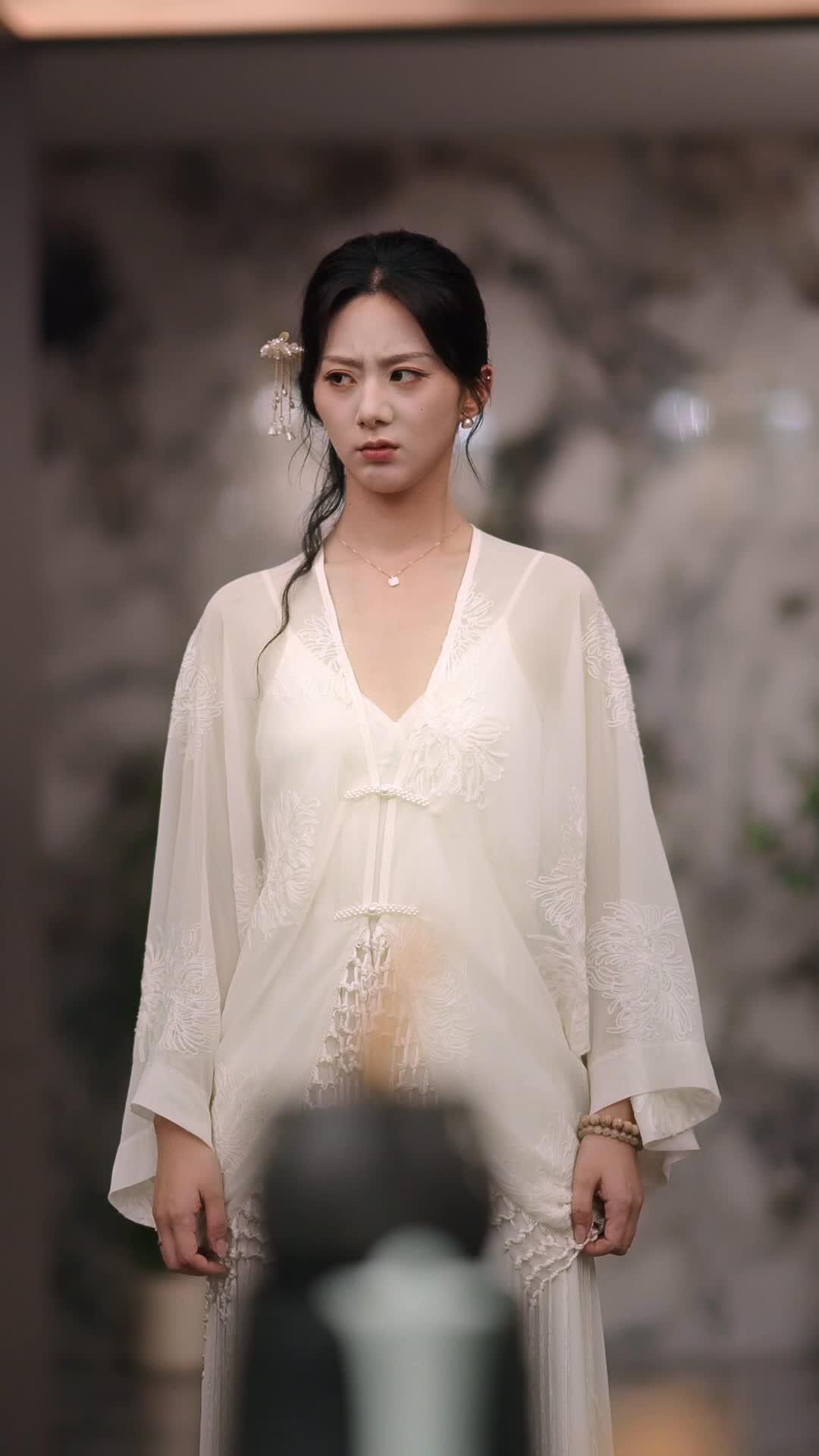 Married To The Blind Billionaire