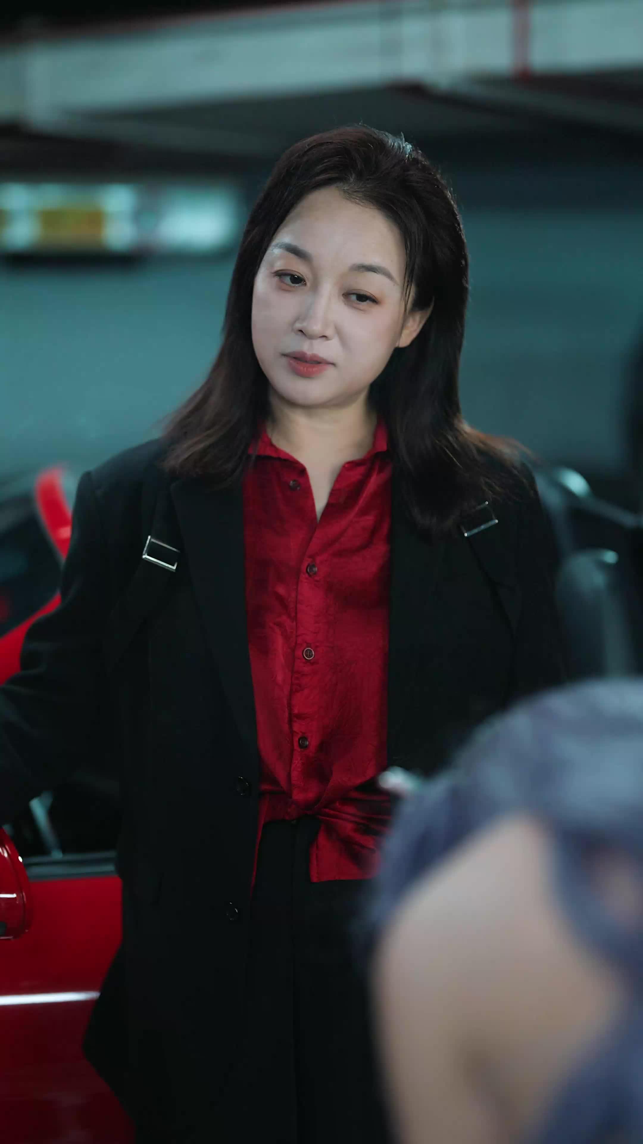 누명 쓴 여왕의 귀환