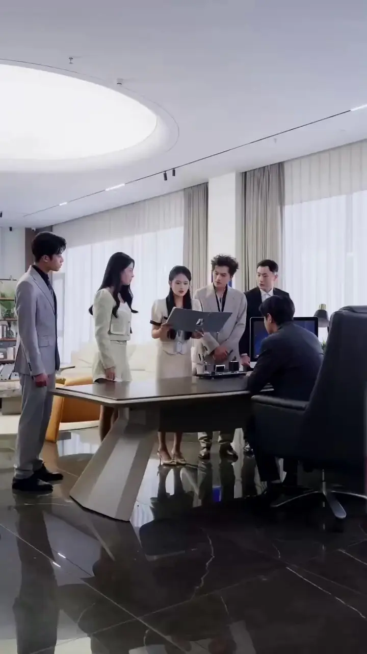 (Dubbed) Divorcing The Heartless CEO Episode 25