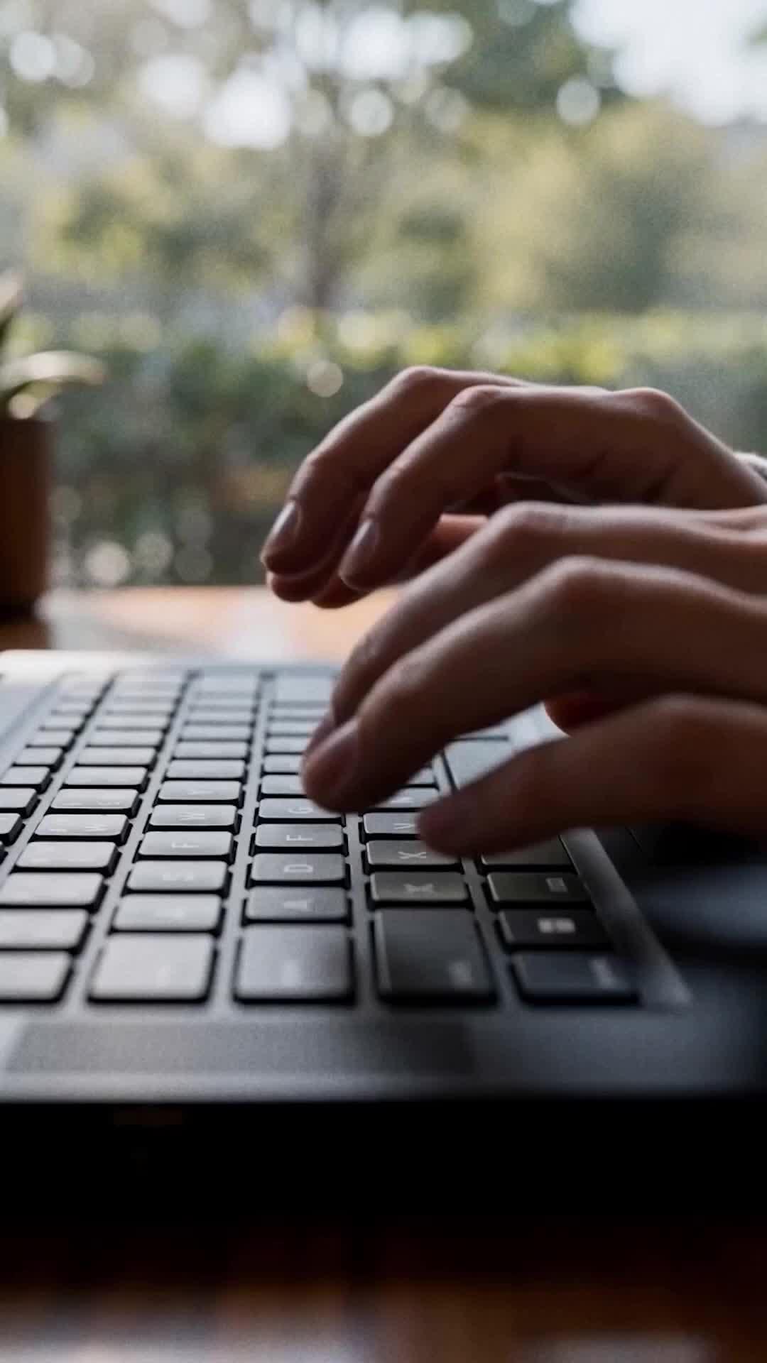Online Dating Made Me Their Queen