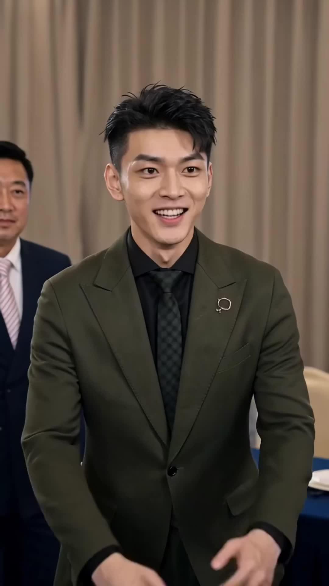 My Billionaire Dad Is Here