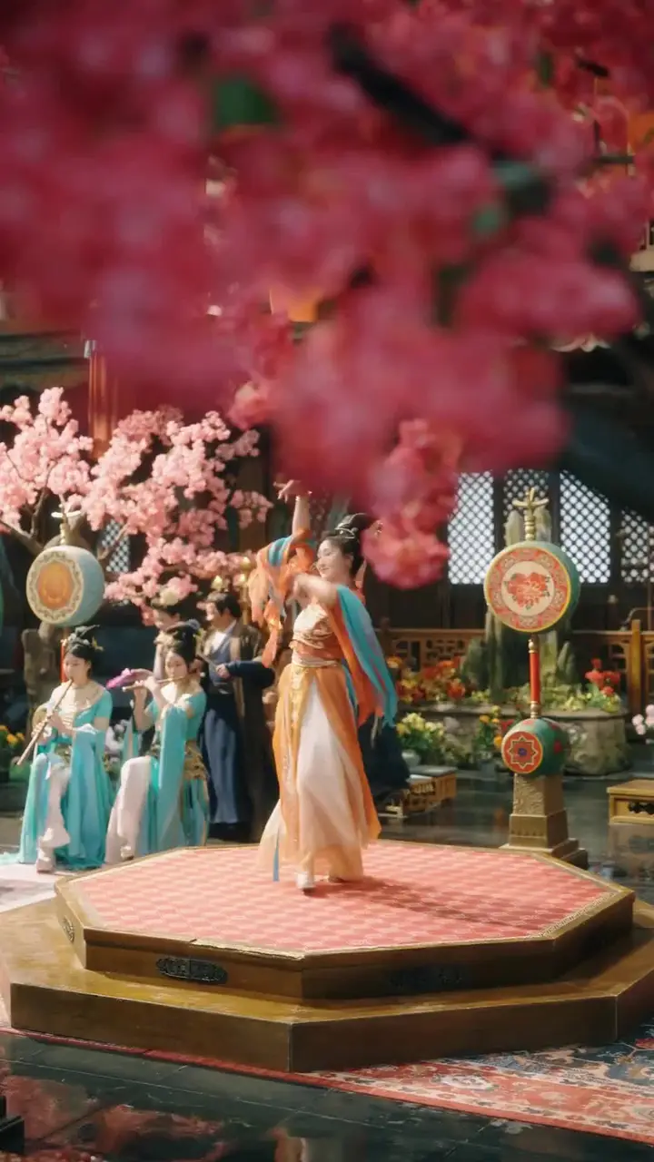 (Dubbed) Your Majesty, Fire Me Already! Episode 4