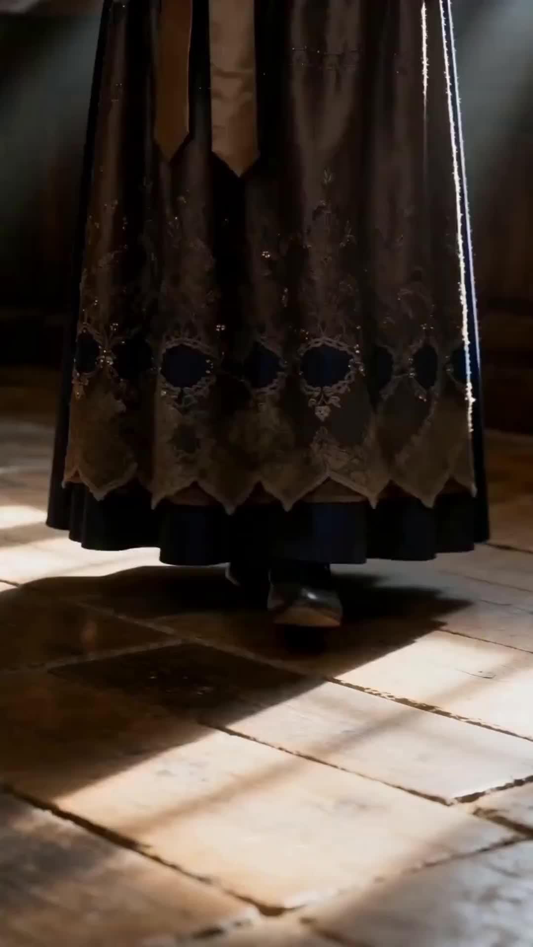 (Doblado) De princesa rechazada a emperatriz