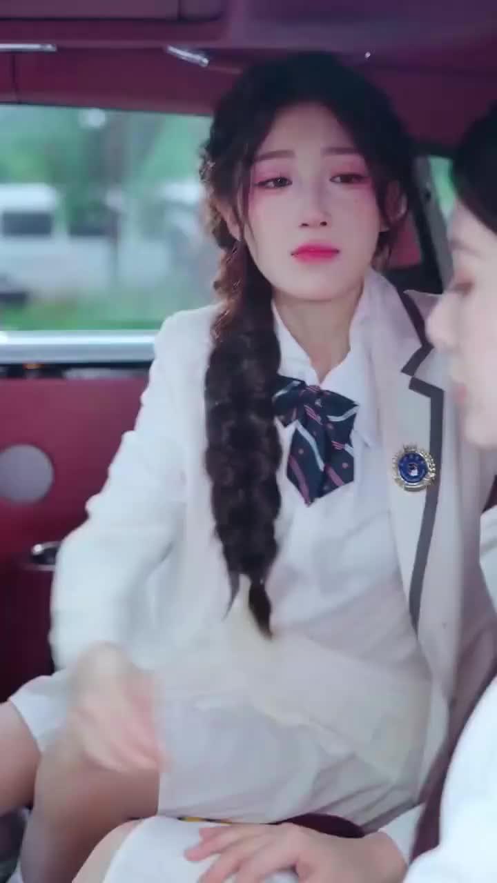 La verdadera hija contraataca