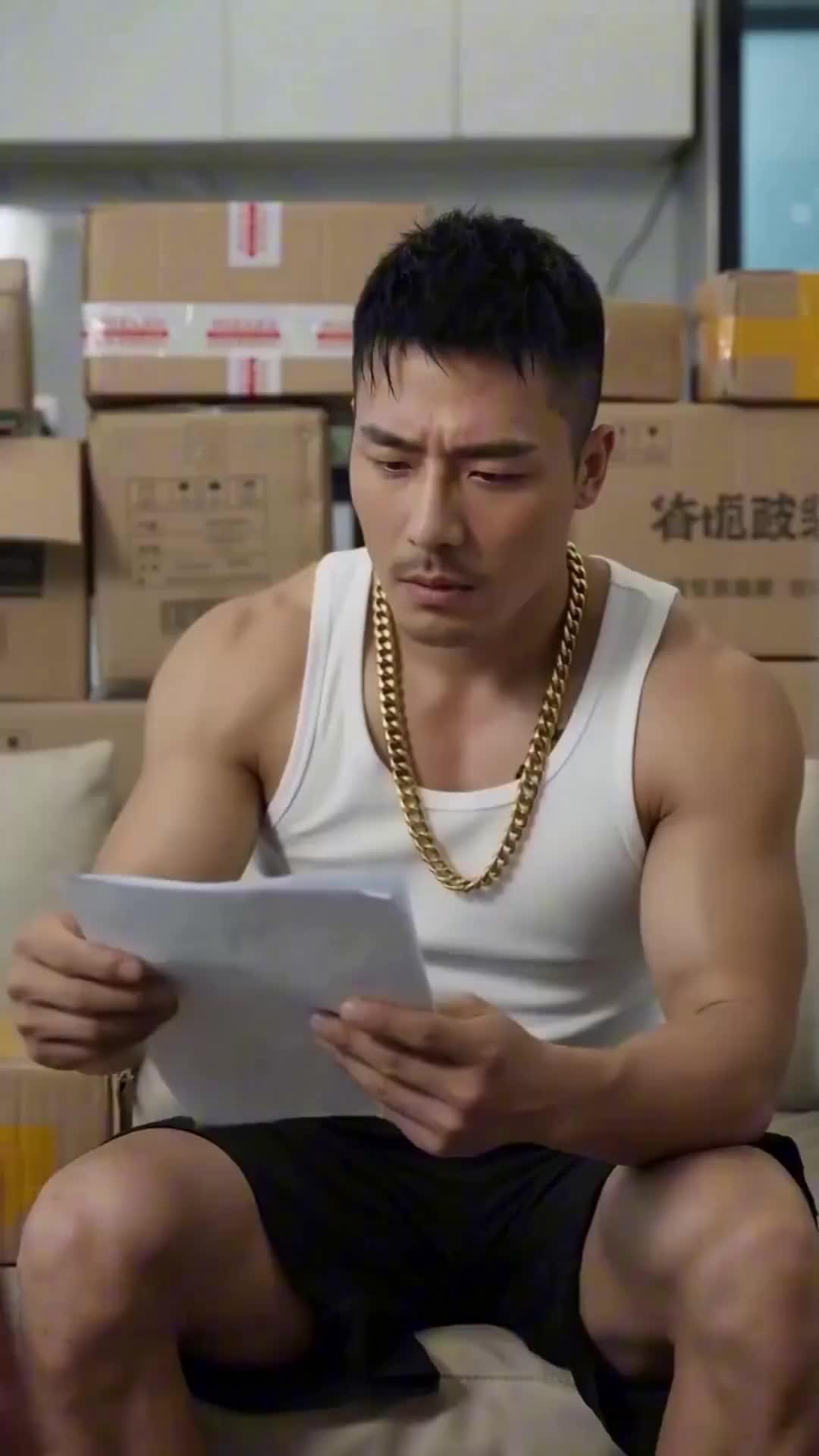 (Dubbed) Neighbors, Lies, and Cardboard