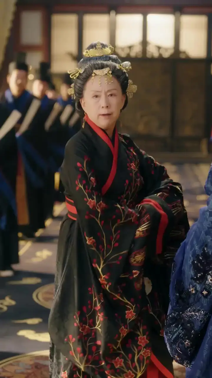 (Dubbed) Your Majesty, Fire Me Already! Episode 51