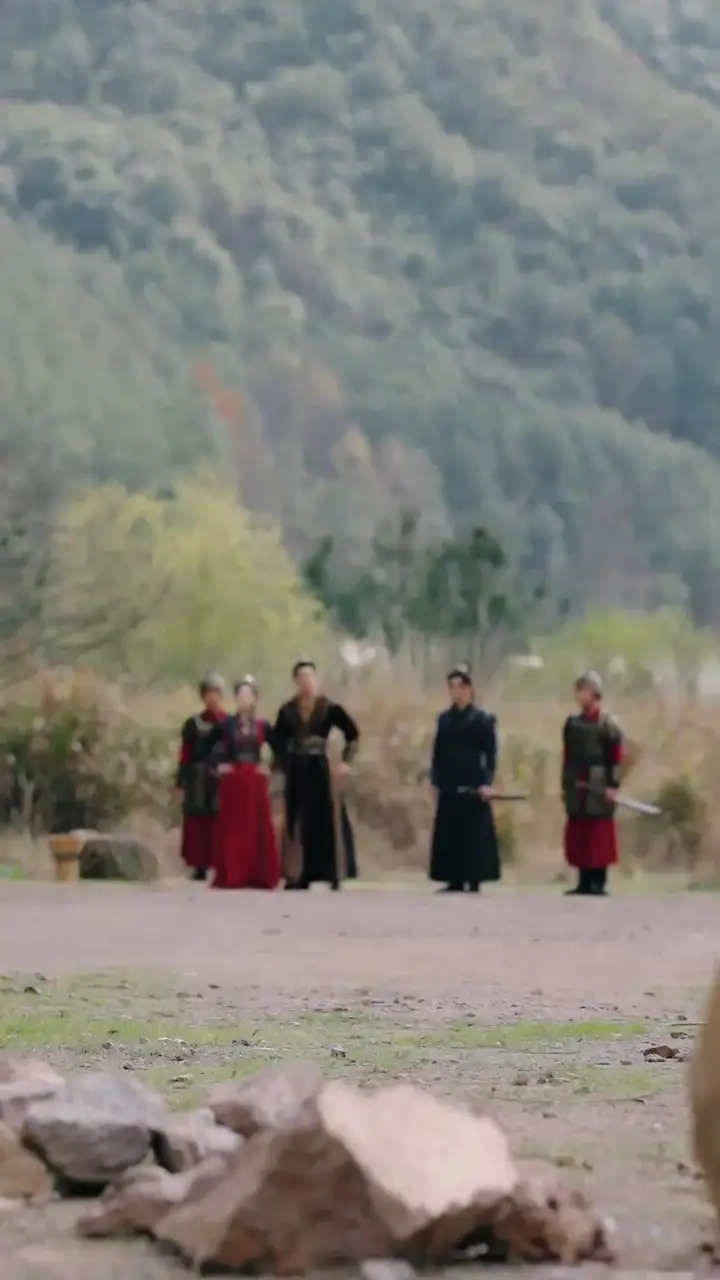 (Dubbed) Your Majesty, Fire Me Already! Episode 69