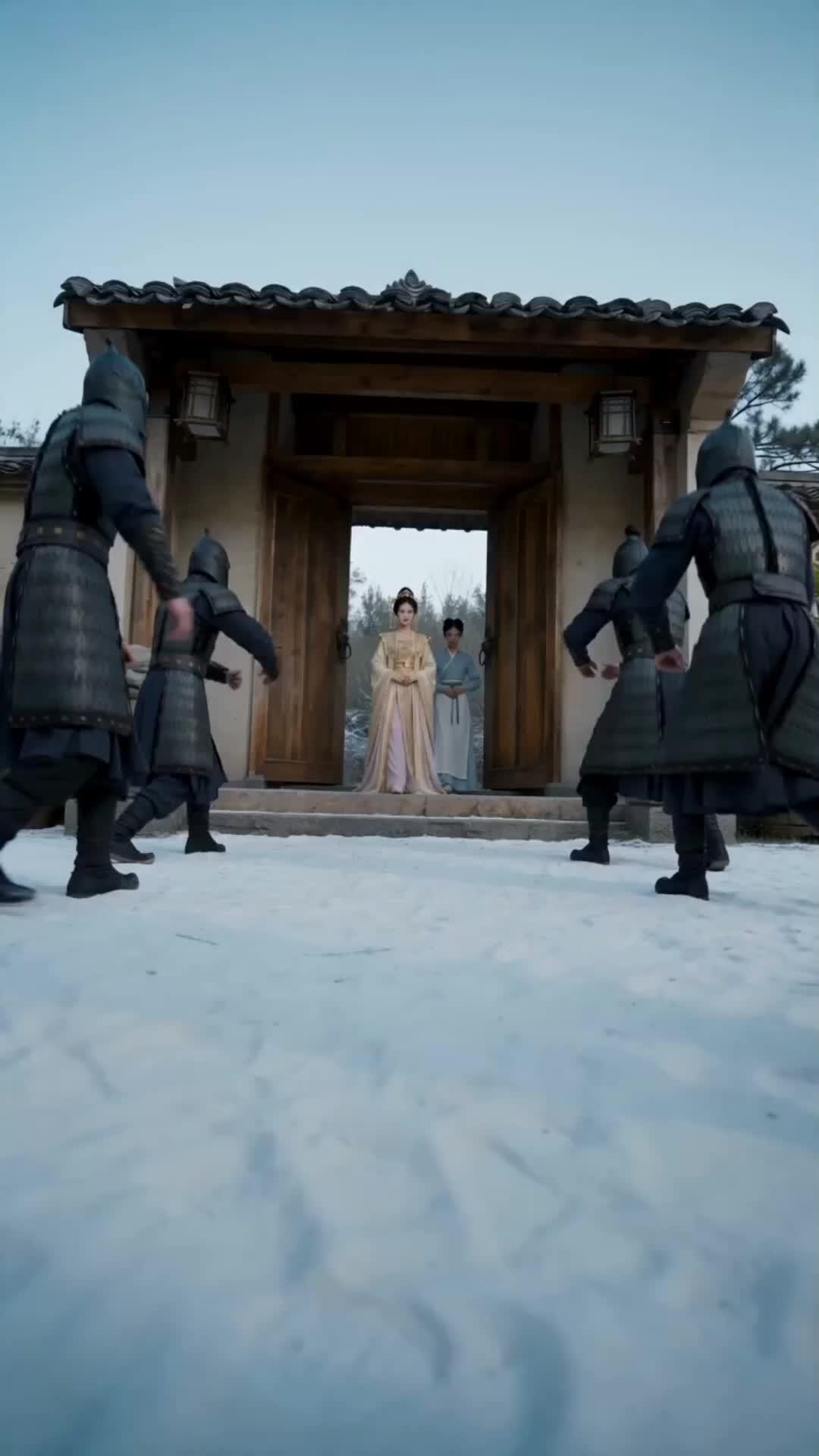 Cross-Dressed General Fights Foes