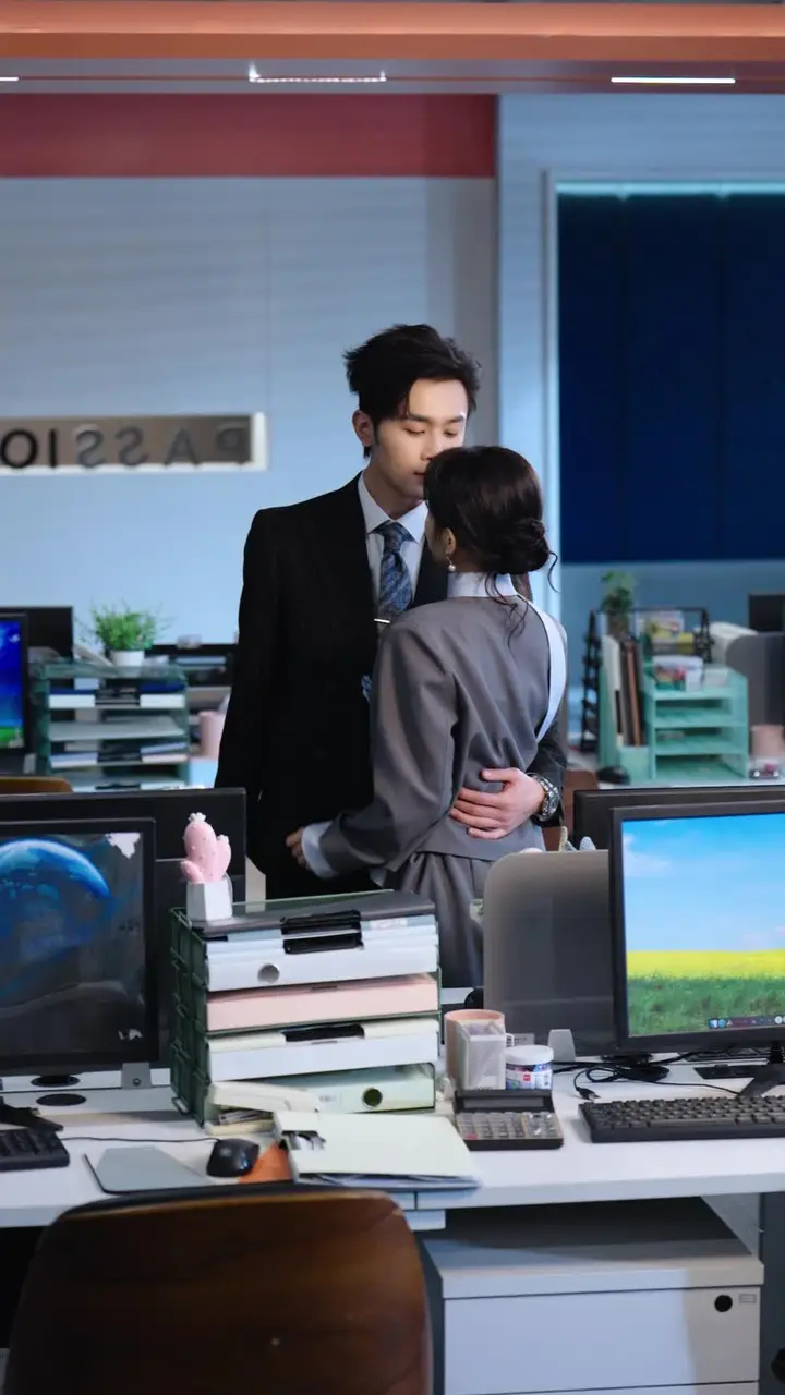 One Kiss Trapped a Cold Tycoon! Episode 42