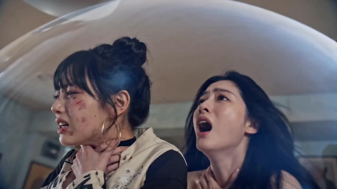 Apne Clone se Jung