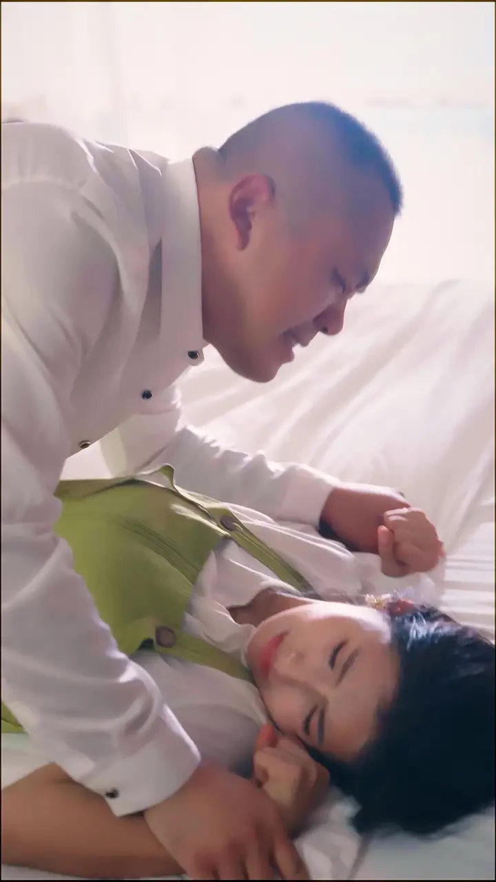 Accidentally Pregnant by My Loving CEO Episode 7